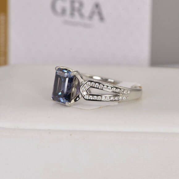 GRA Certified 3ct Moissanite Ring Deep Purple Emerald Cut - Picture 4 of 7